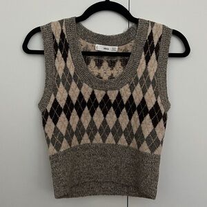 Mango Plead Cropped Sweater Vest